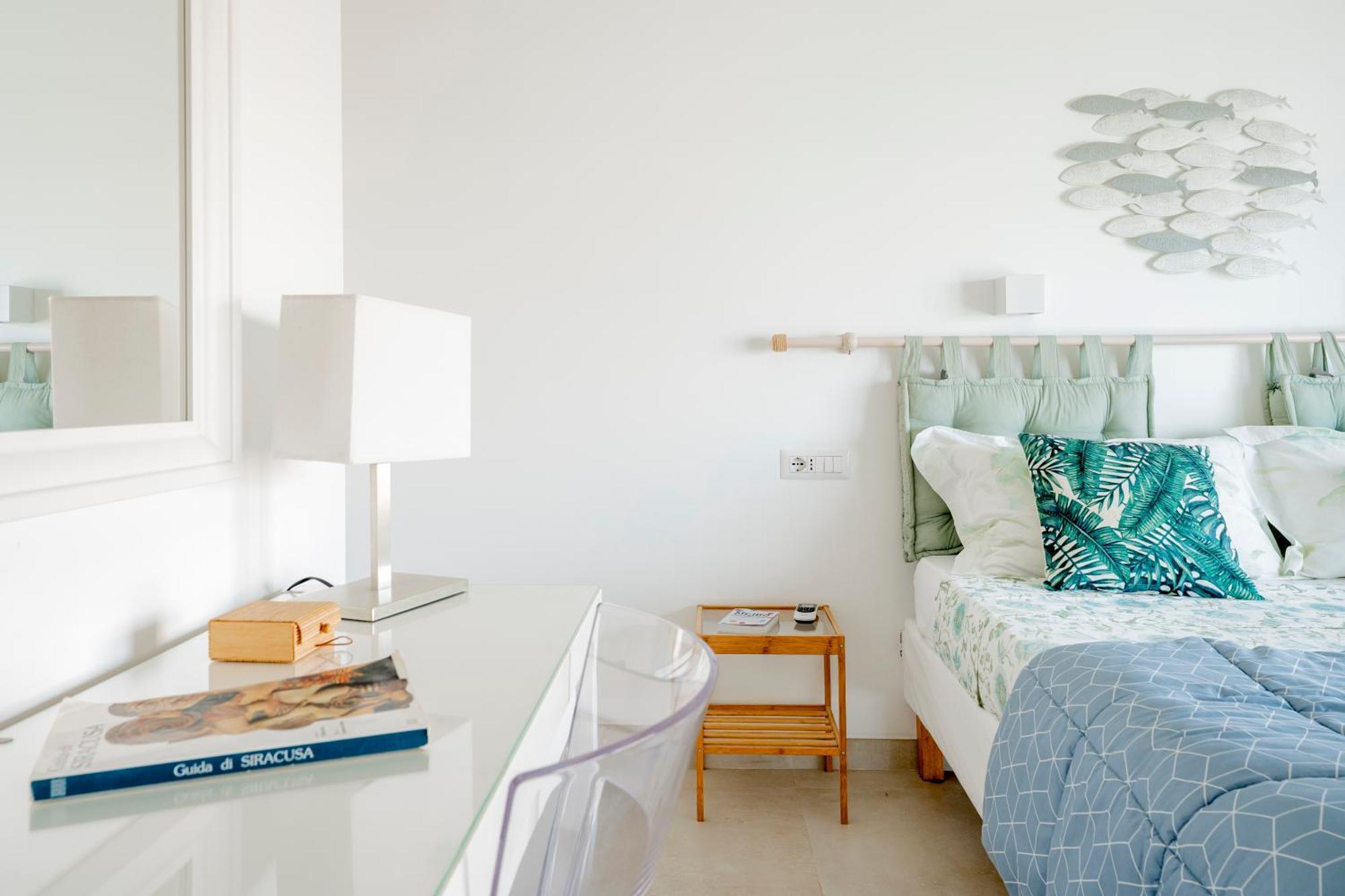 Eos Sea View Apartments Syracuse Eksteriør billede